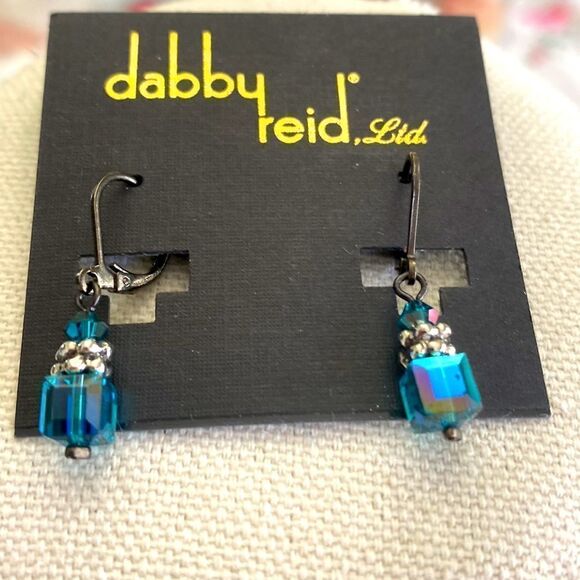 Dabby reid turquoise iridescent geometric crystals hematite color chain extender - Picture 4 of 5